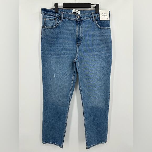 Abercrombie & Fitch | The 90’s Straight Ultra High Rise Jean Size (34) 18 Short - Picture 2 of 6